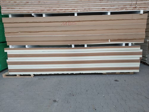 PIR B-keus 1200x4800x160 mm Aluminium Vlak Rd 7.25  (5.76 m2/plaat)