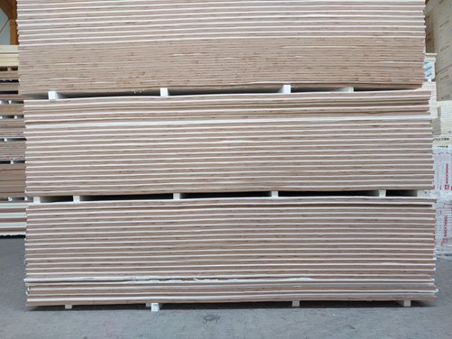 PIR B-keus 1200x4800x60 mm afschot 20/40mm Vlak Rd 2.70  (5.76 m2/plaat)