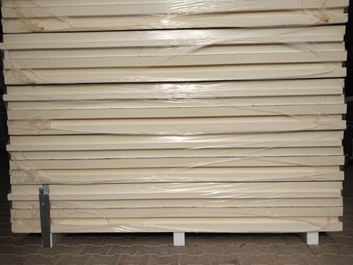 PIR B-keus 1200x2400x180 mm 2-zijdig alumium sponning Rd 8.15  (2.88 m2/plaat)